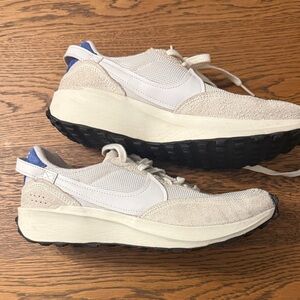 Nike Waffle Debut Game Royale- women’s size 8